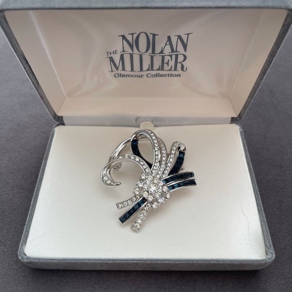 NOLAN MILLER Ribbon Spray Glamour 1997 Collection Brooch - Picture 1 of 6